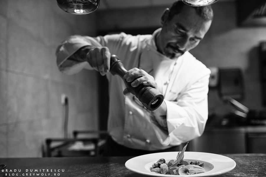 portret chef Marco Magri - restaurant Roberto's - Athenee Palace Hilton - foto Radu Dumitrescu